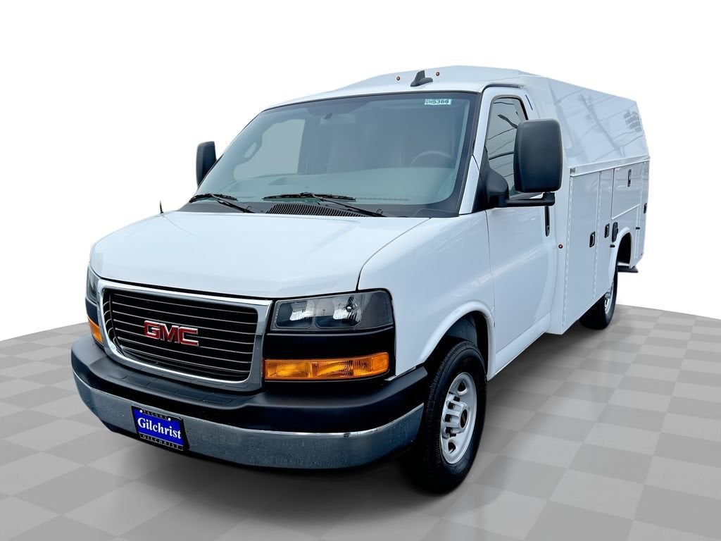 2025 GMC Savana Cutaway 3500